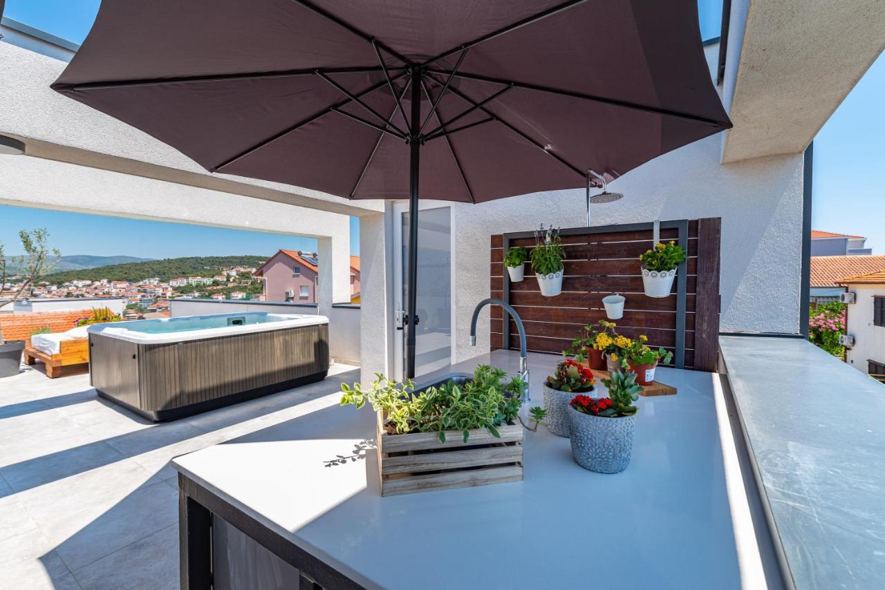 Rooftop Spa Apartment Trogir Exterior foto